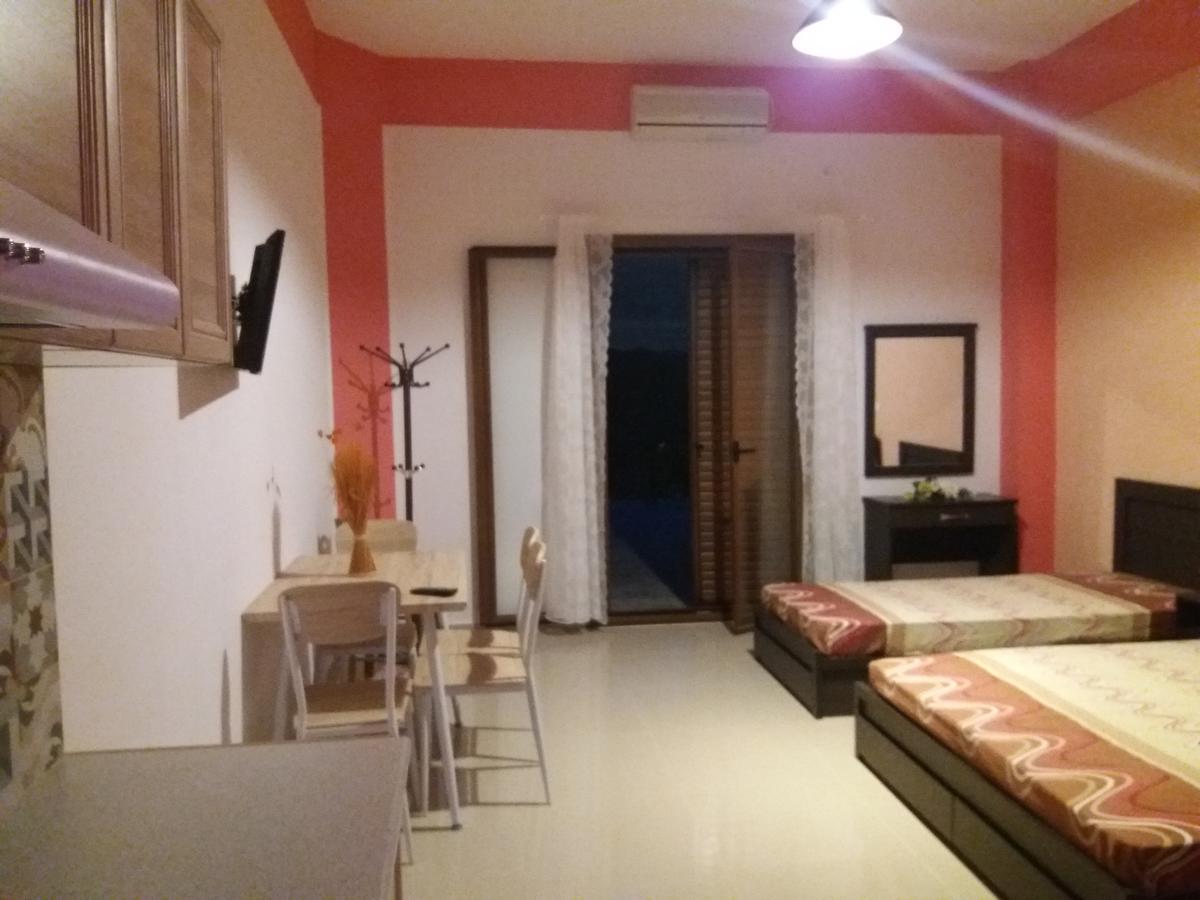 Calypso Apartments Vathy  Extérieur photo